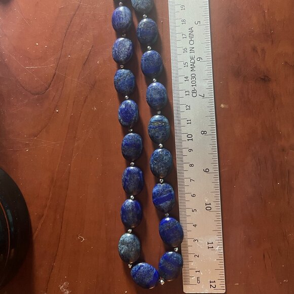 Handmade Lapis lazuli necklace with silver clasp - Picture 3 of 4